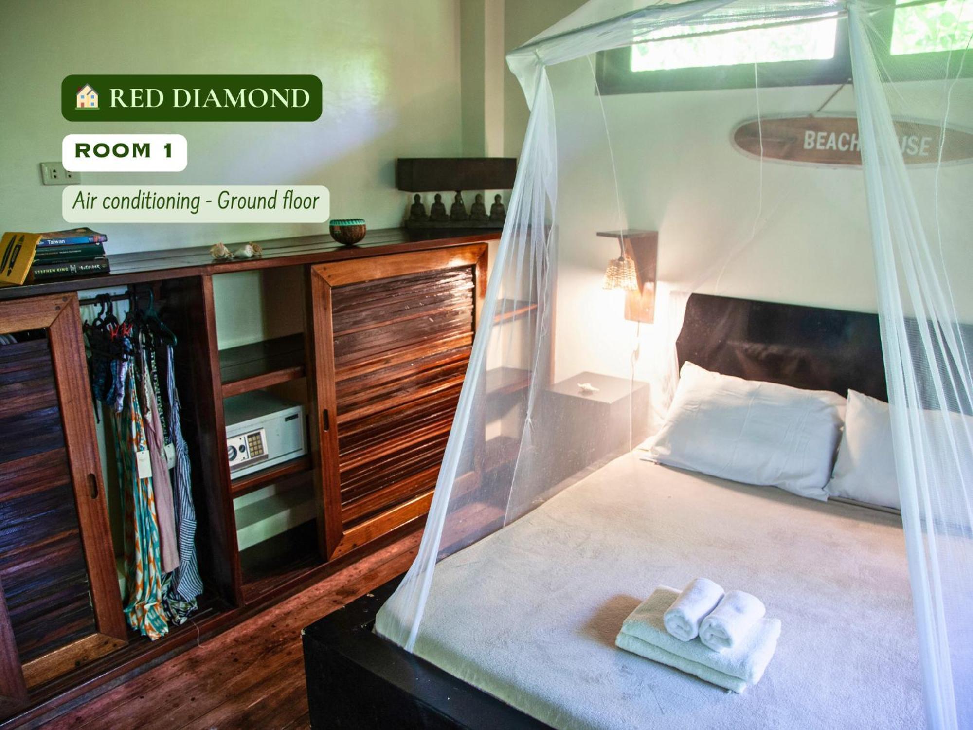 Emerald House Village General Luna  Room photo
