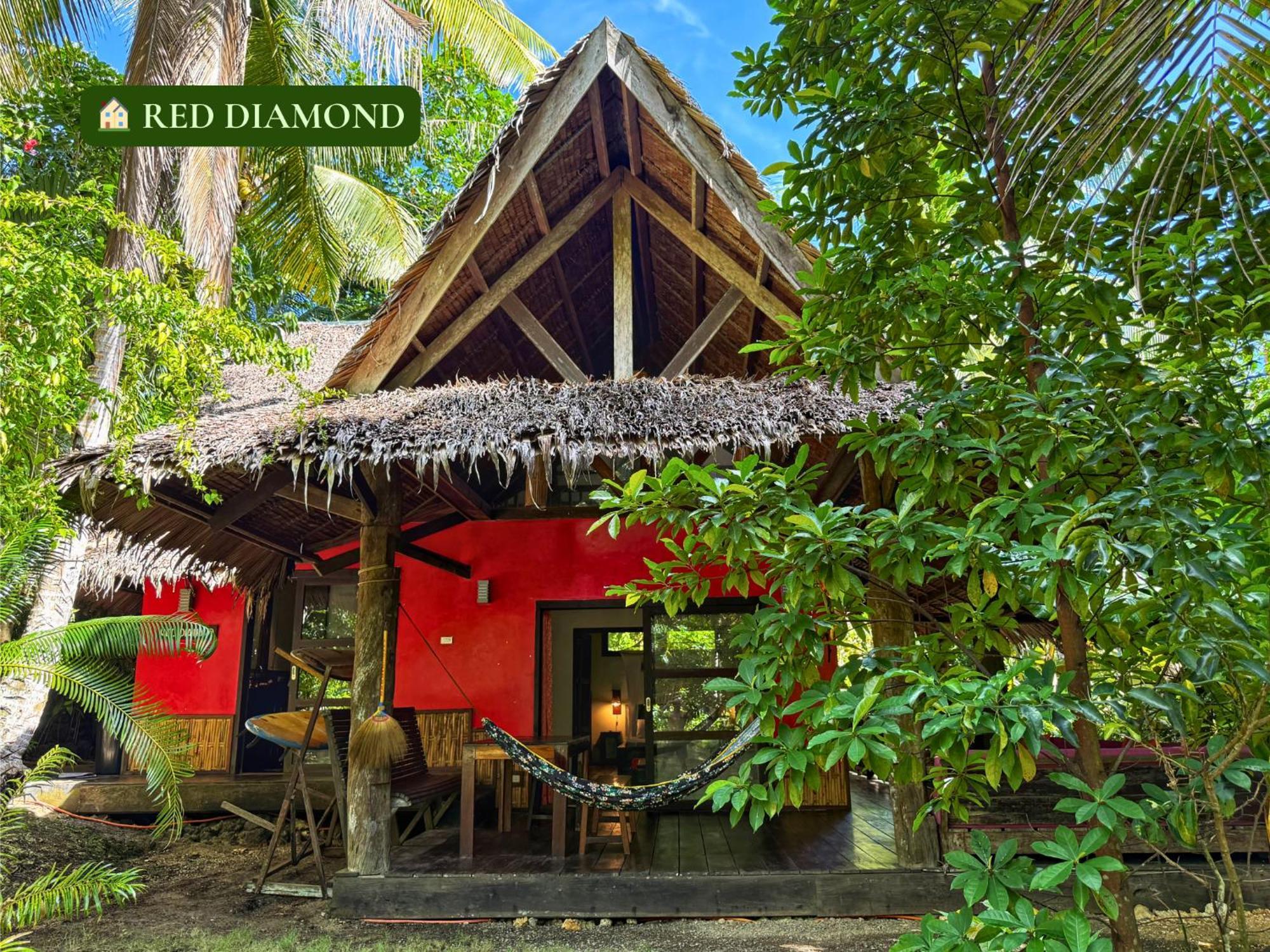 Emerald House Village General Luna  Room photo